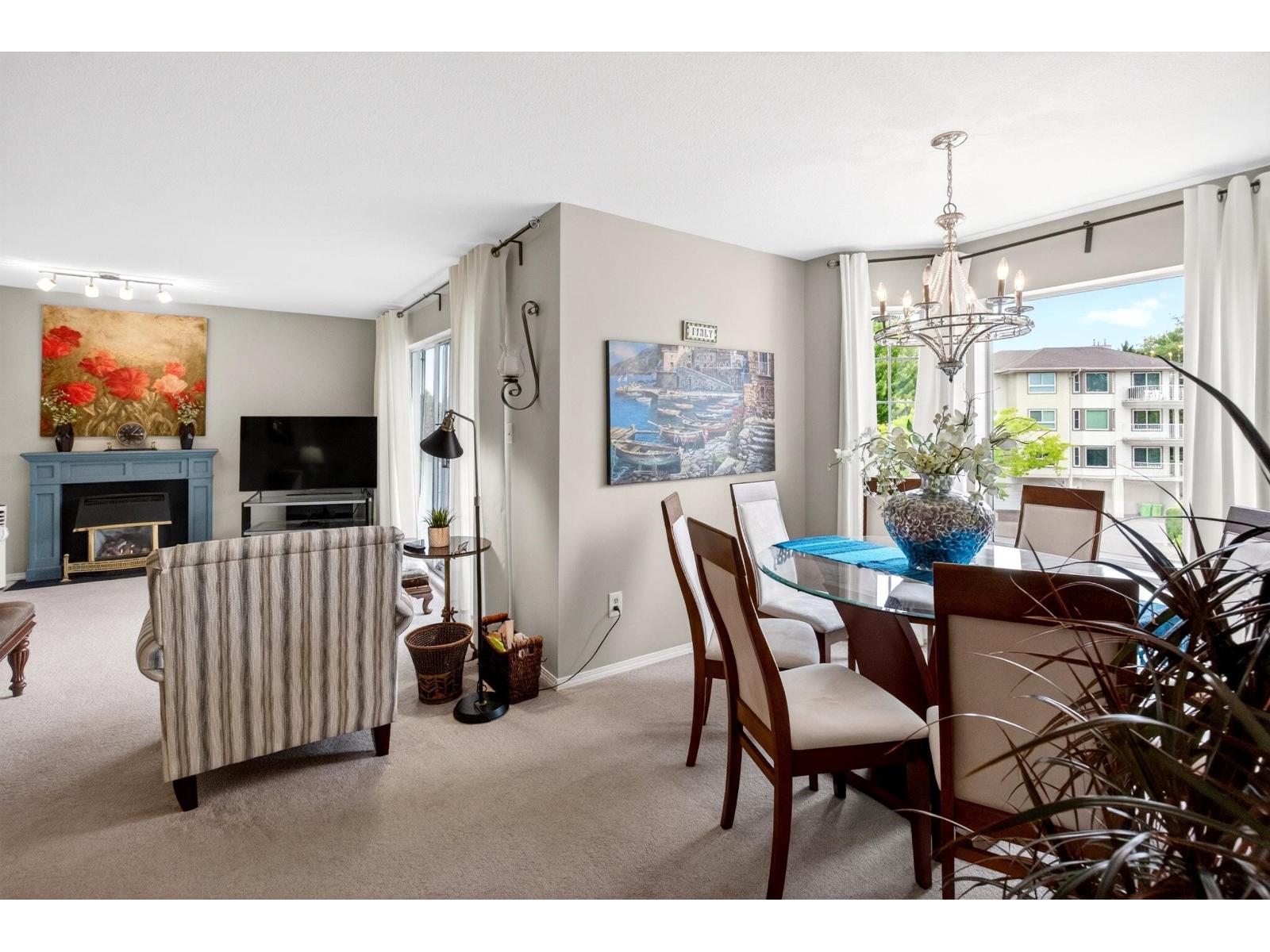 216 5360 205 STREET, Langley