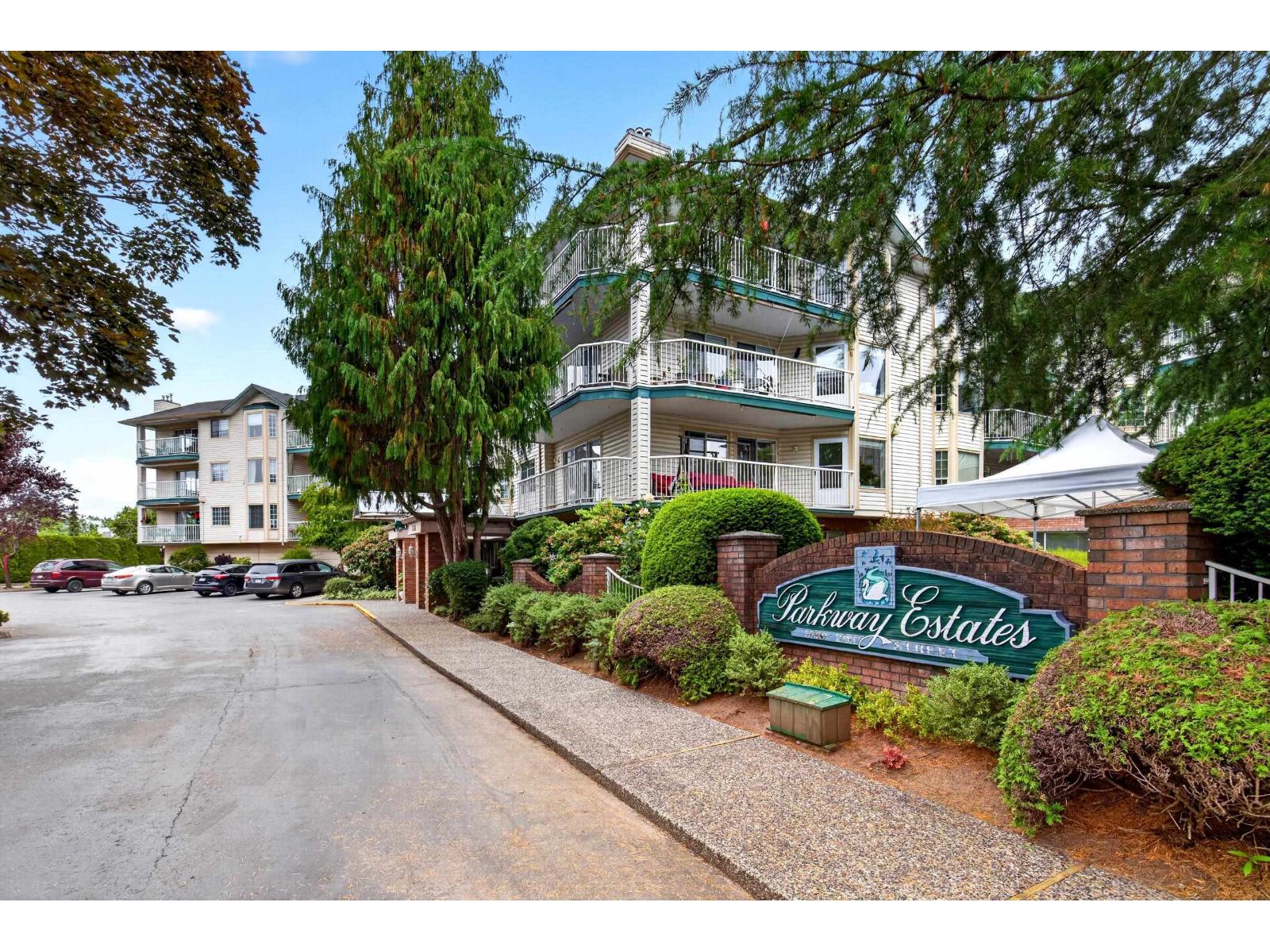 216 5360 205 STREET, Langley