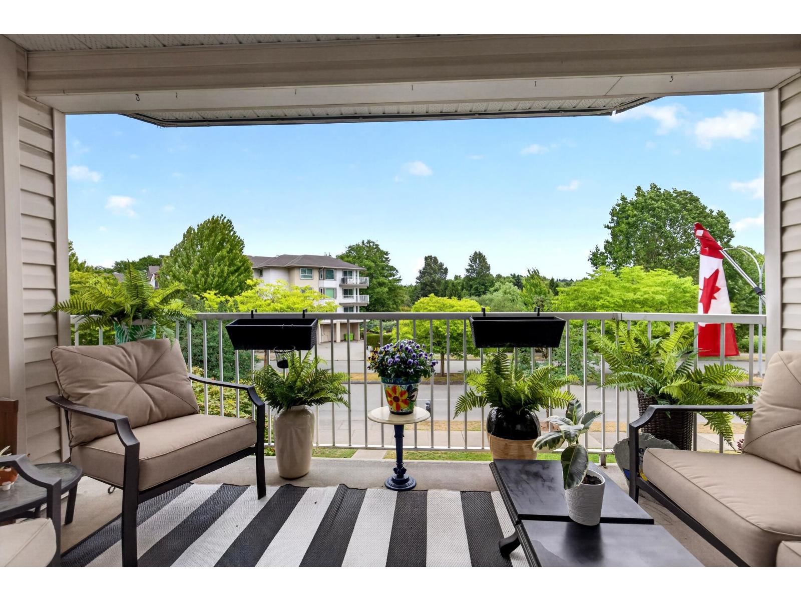 216 5360 205 STREET, Langley