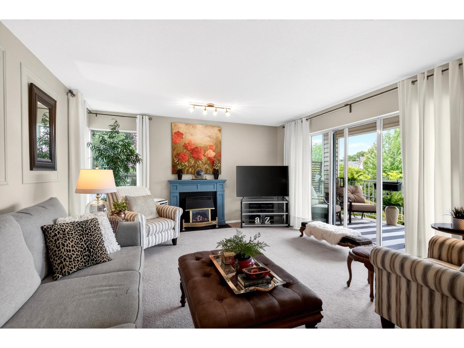 216 5360 205 STREET, Langley