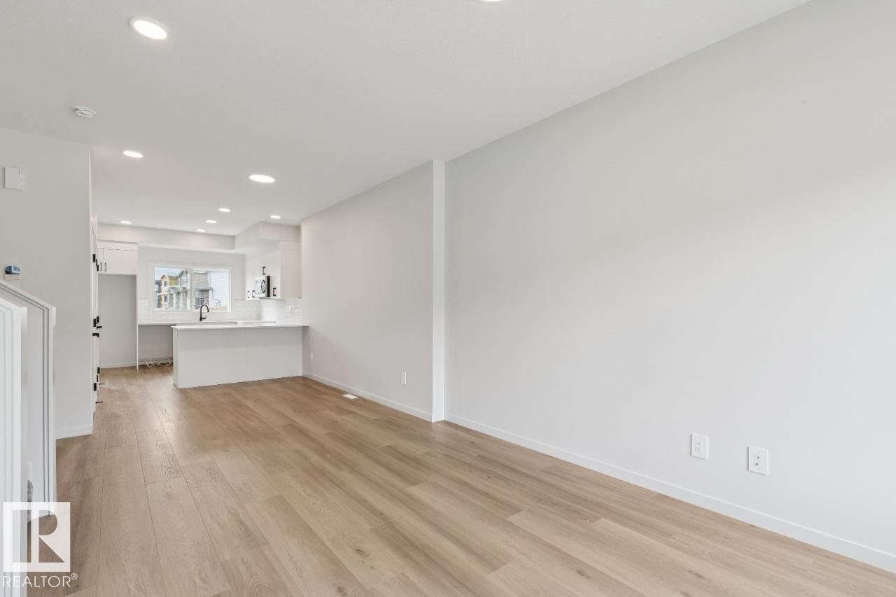 8124 228 ST NW - photo 4