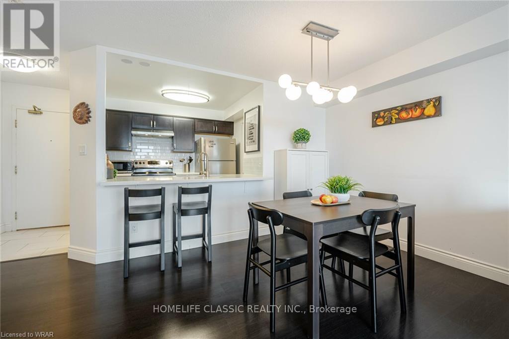 #617 1001 CEDARGLEN GATE - 18