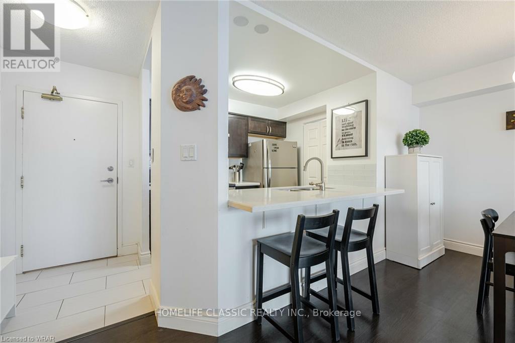 #617 1001 CEDARGLEN GATE - 20