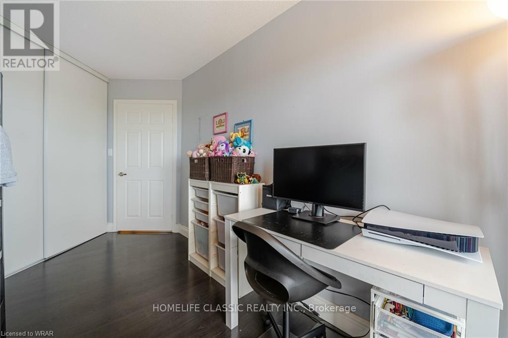 #617 1001 CEDARGLEN GATE - 28