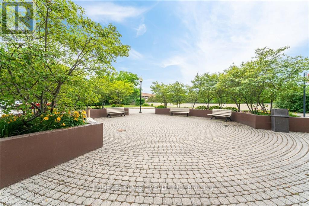 #617 1001 CEDARGLEN GATE - 45