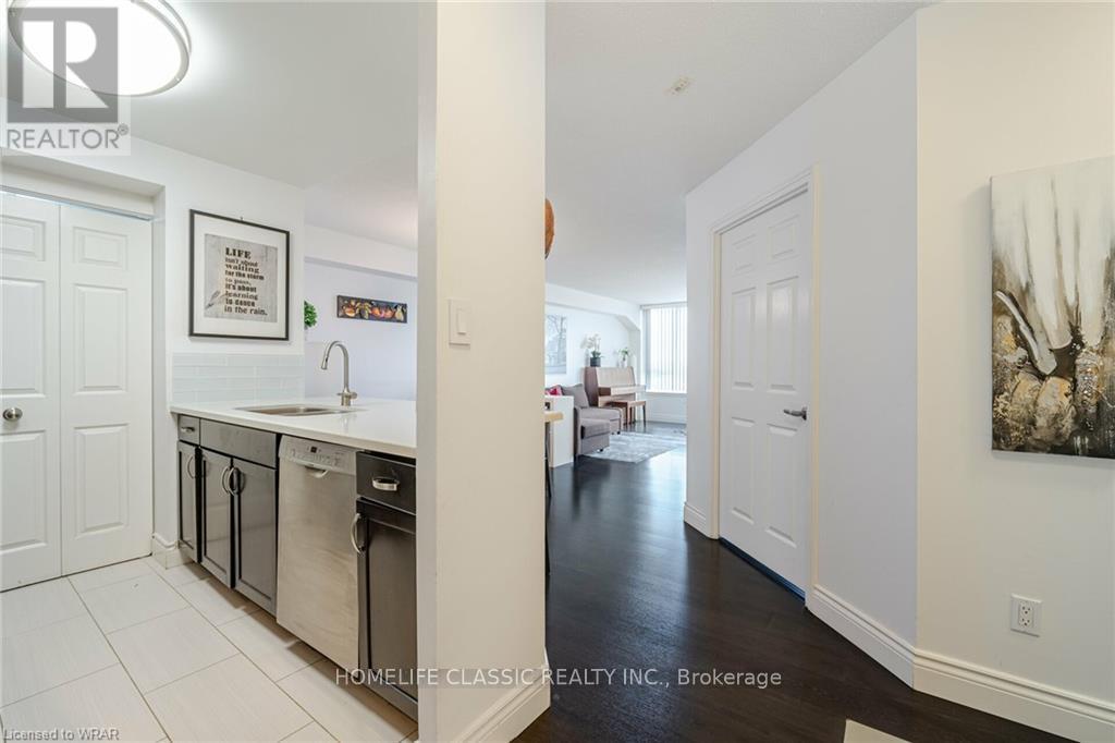 #617 1001 CEDARGLEN GATE - 8