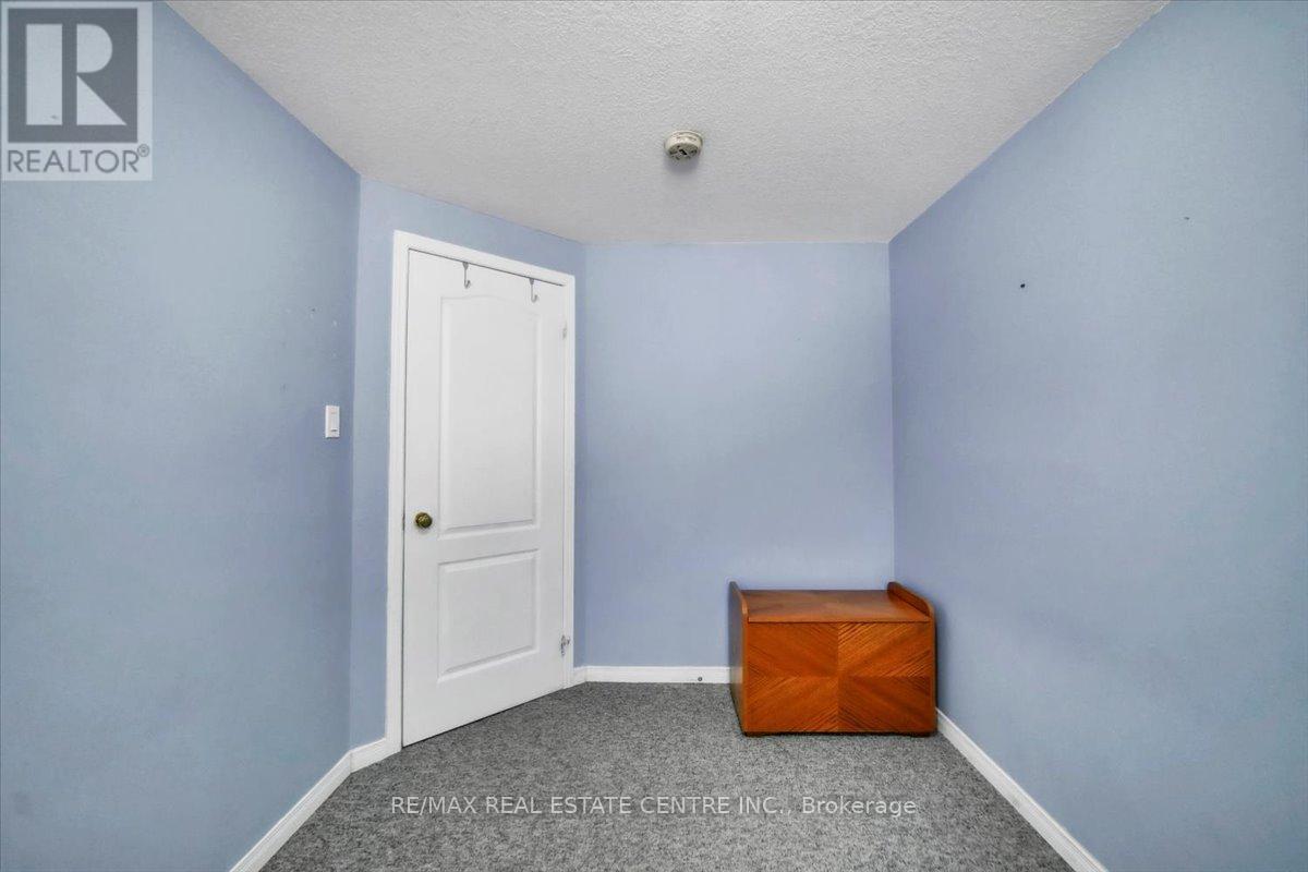 35 CAMERON COURT - 21