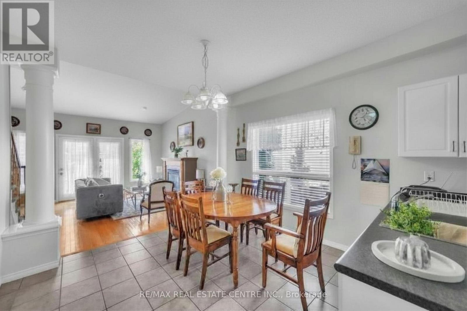 35 CAMERON COURT - 7