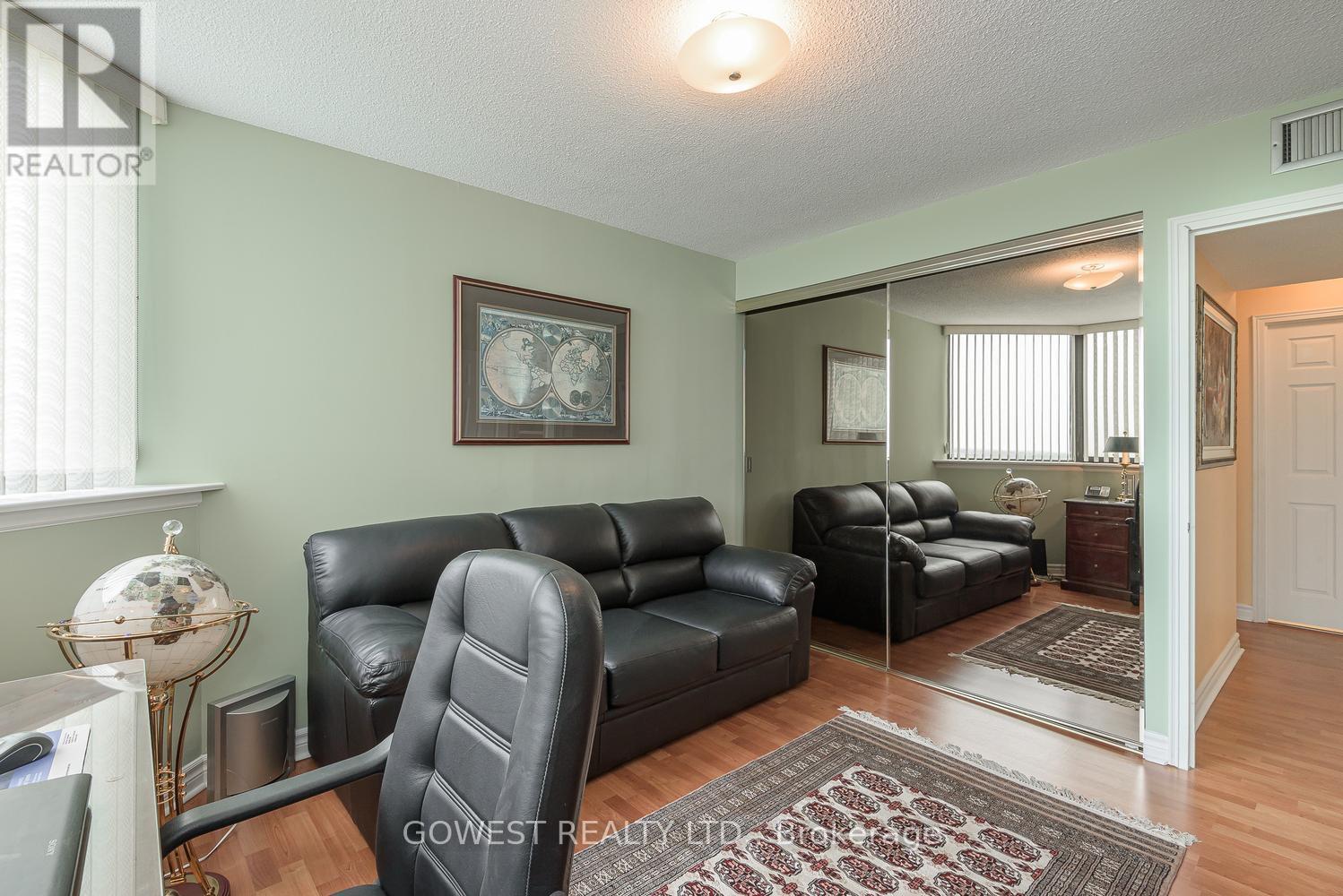 #1103 1240 MARLBOROUGH COURT - 25