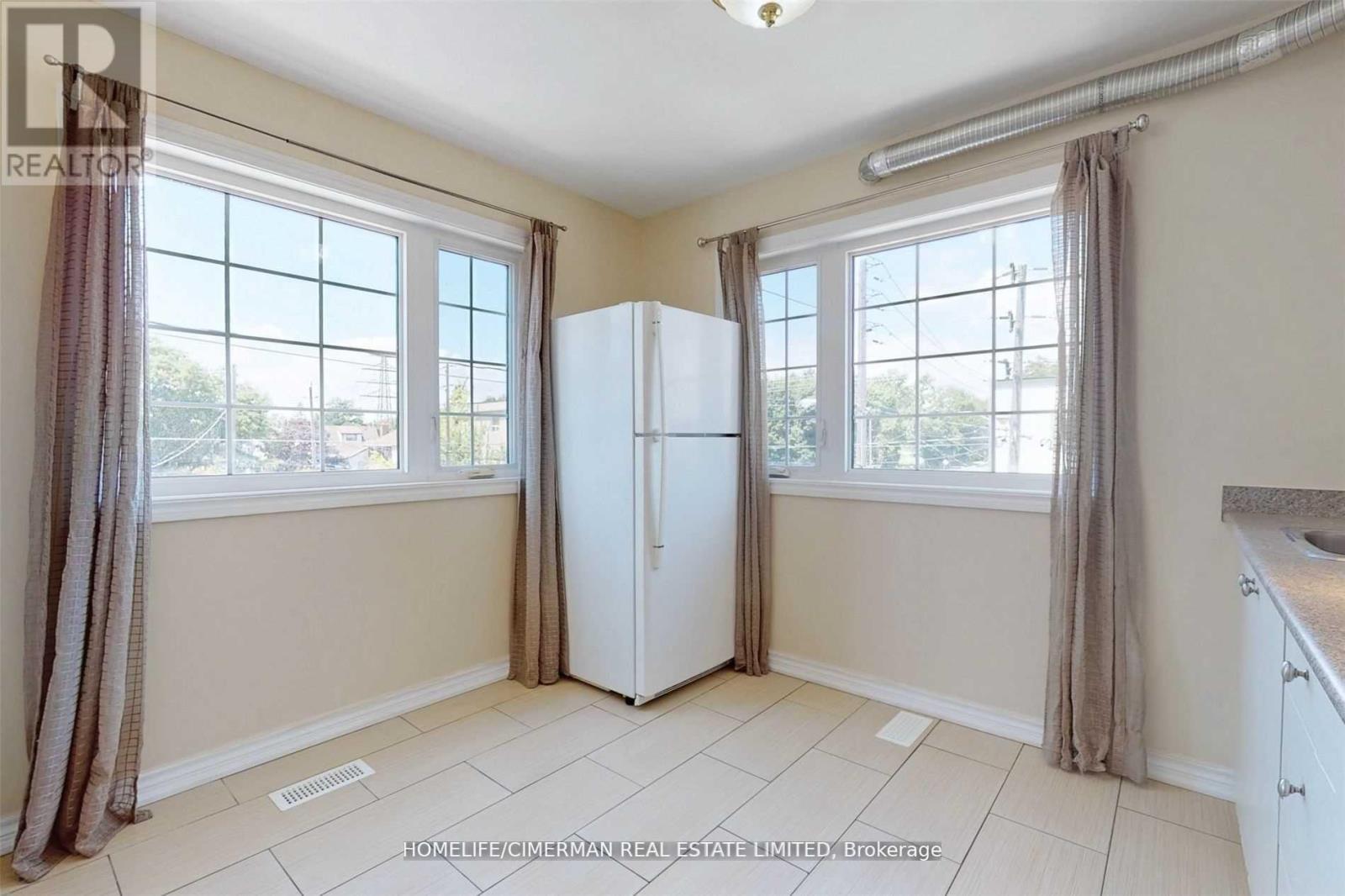 61 SCARLETT ROAD - 22