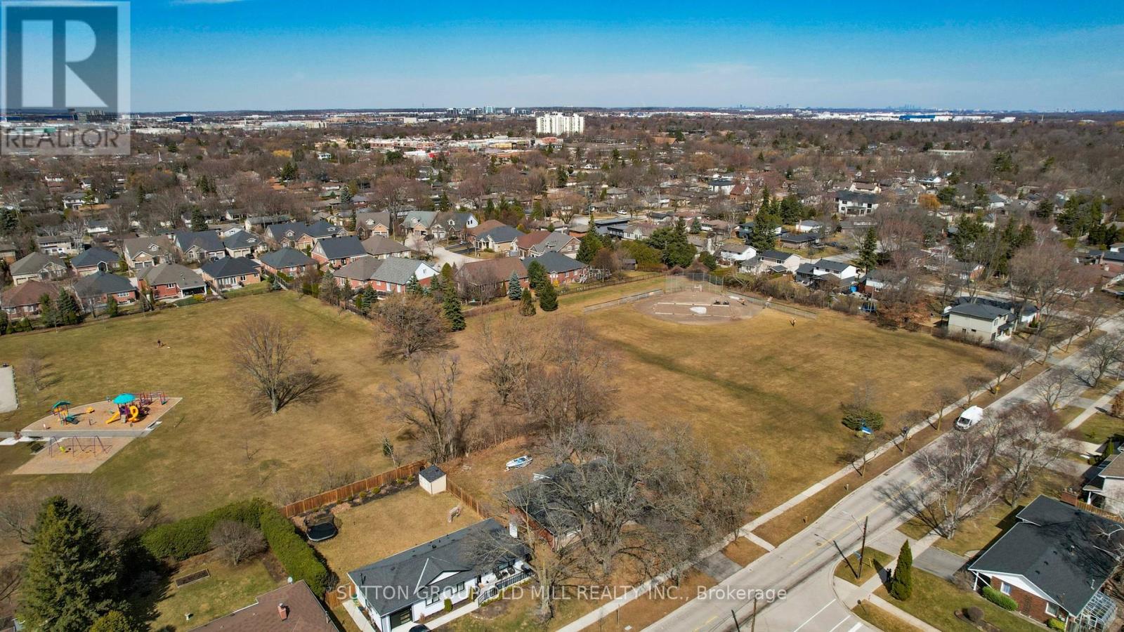 4447 SPRUCE AVENUE - 14