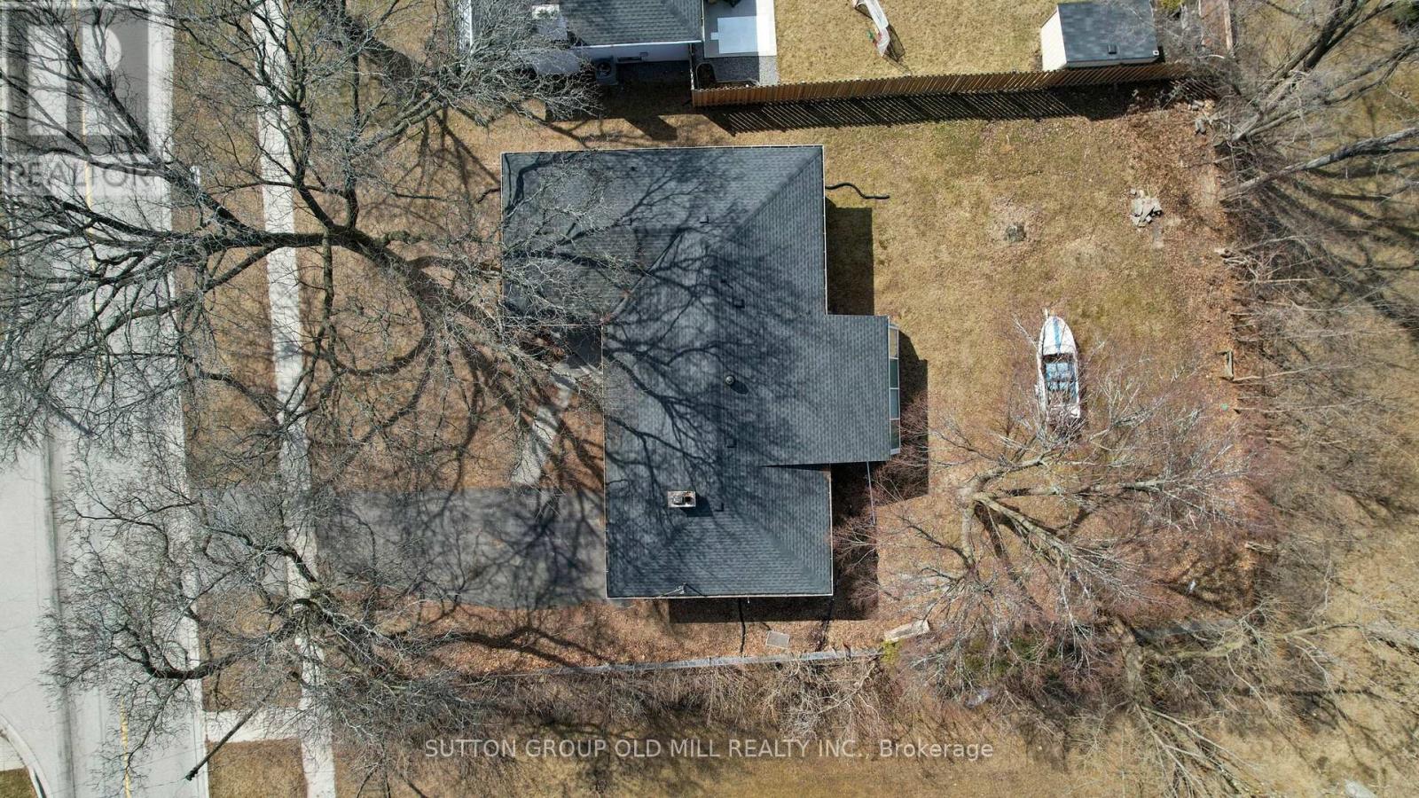 4447 SPRUCE AVENUE - 20