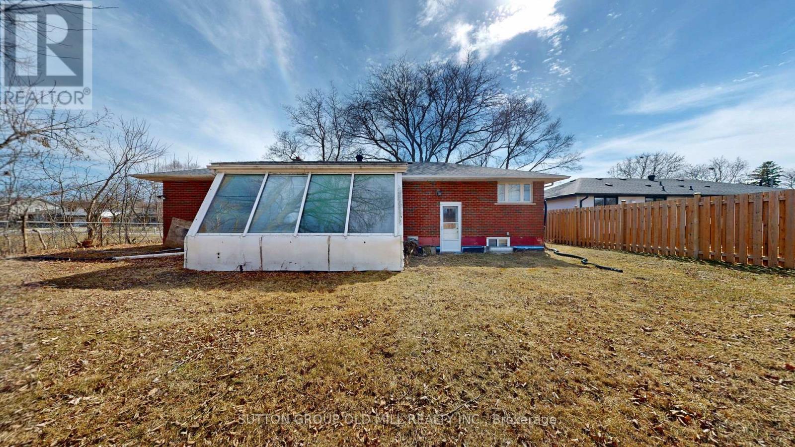 4447 SPRUCE AVENUE - 4