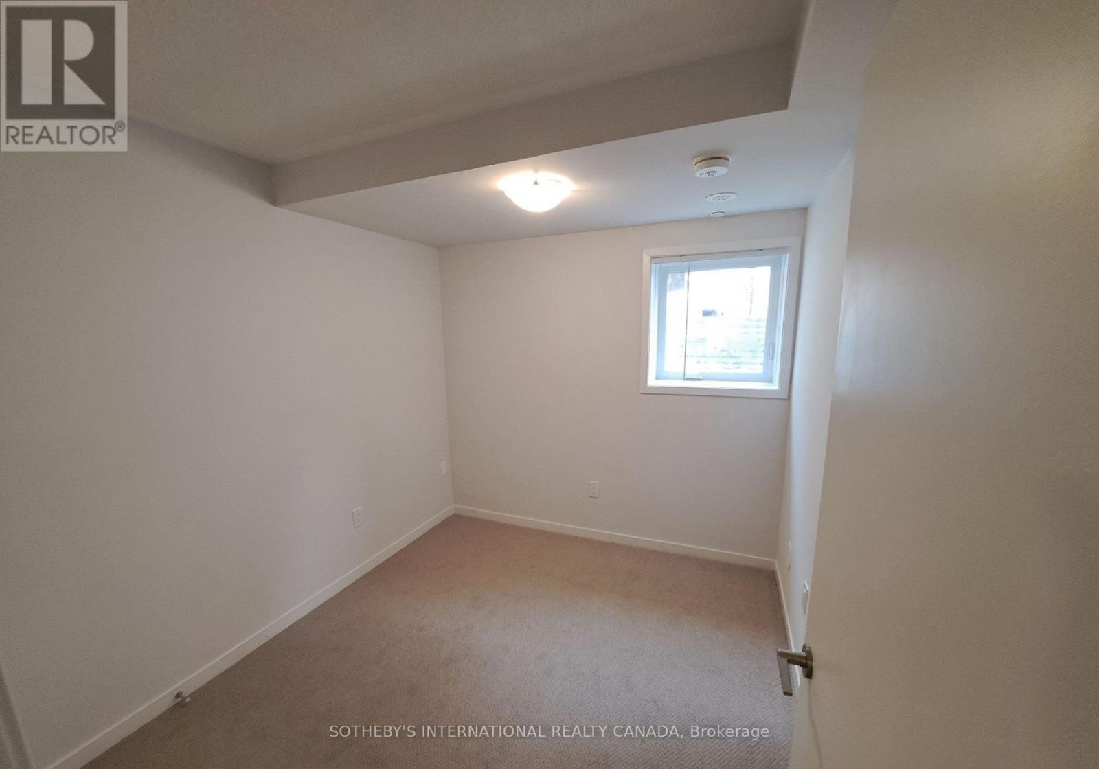 #77 10 WILLIAM JACKSON WAY - 5