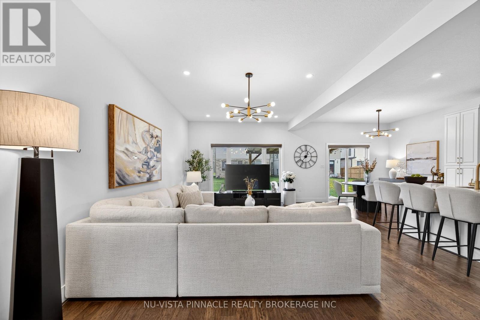 1541 APPLEROCK AVENUE - 12