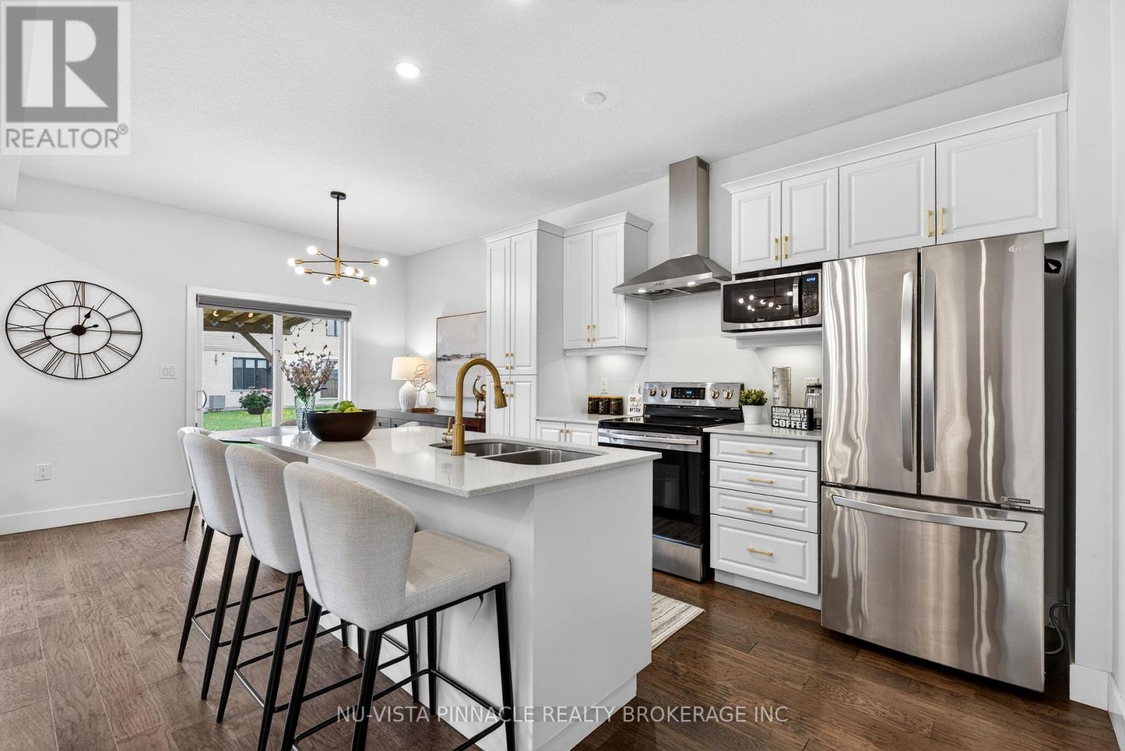 1541 APPLEROCK AVENUE - 15