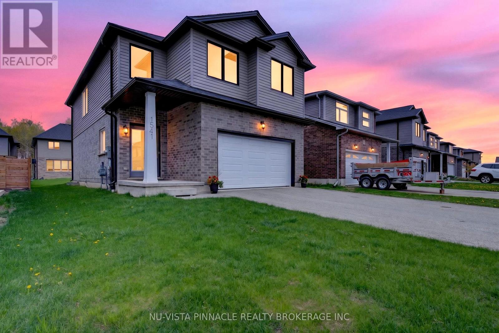 1541 APPLEROCK AVENUE - 2
