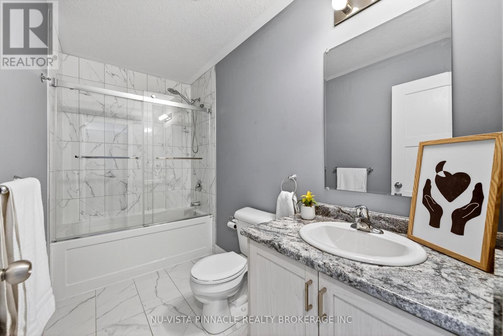 1541 APPLEROCK AVENUE - 32