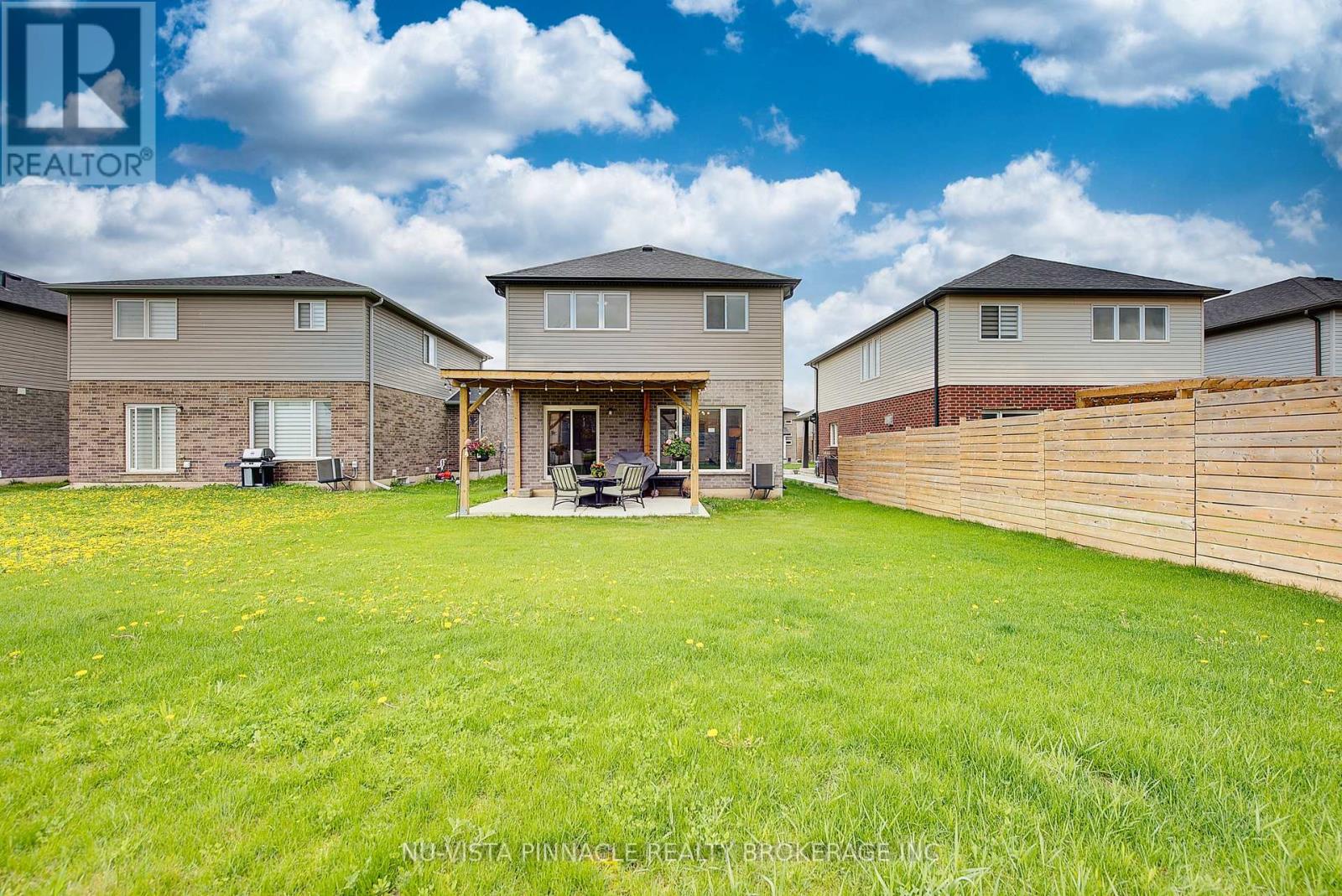 1541 APPLEROCK AVENUE - 40