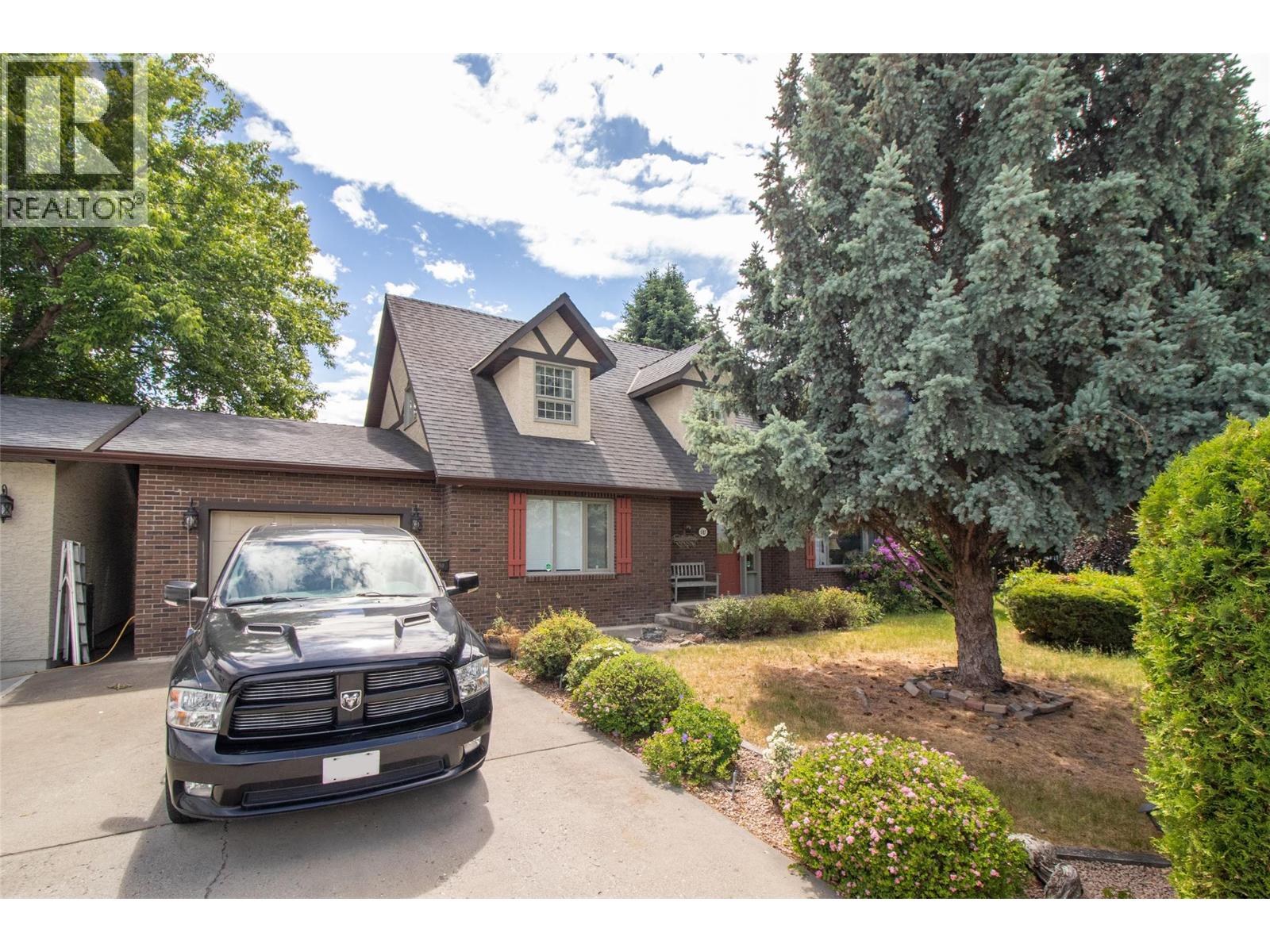 685 Stetson Court, Kelowna