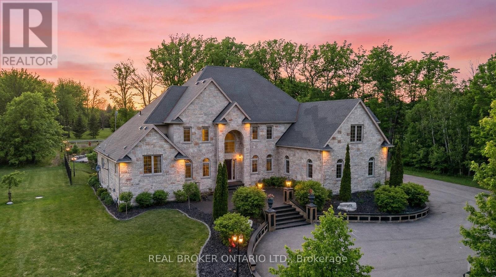 2600 MAPLE STREET - 1