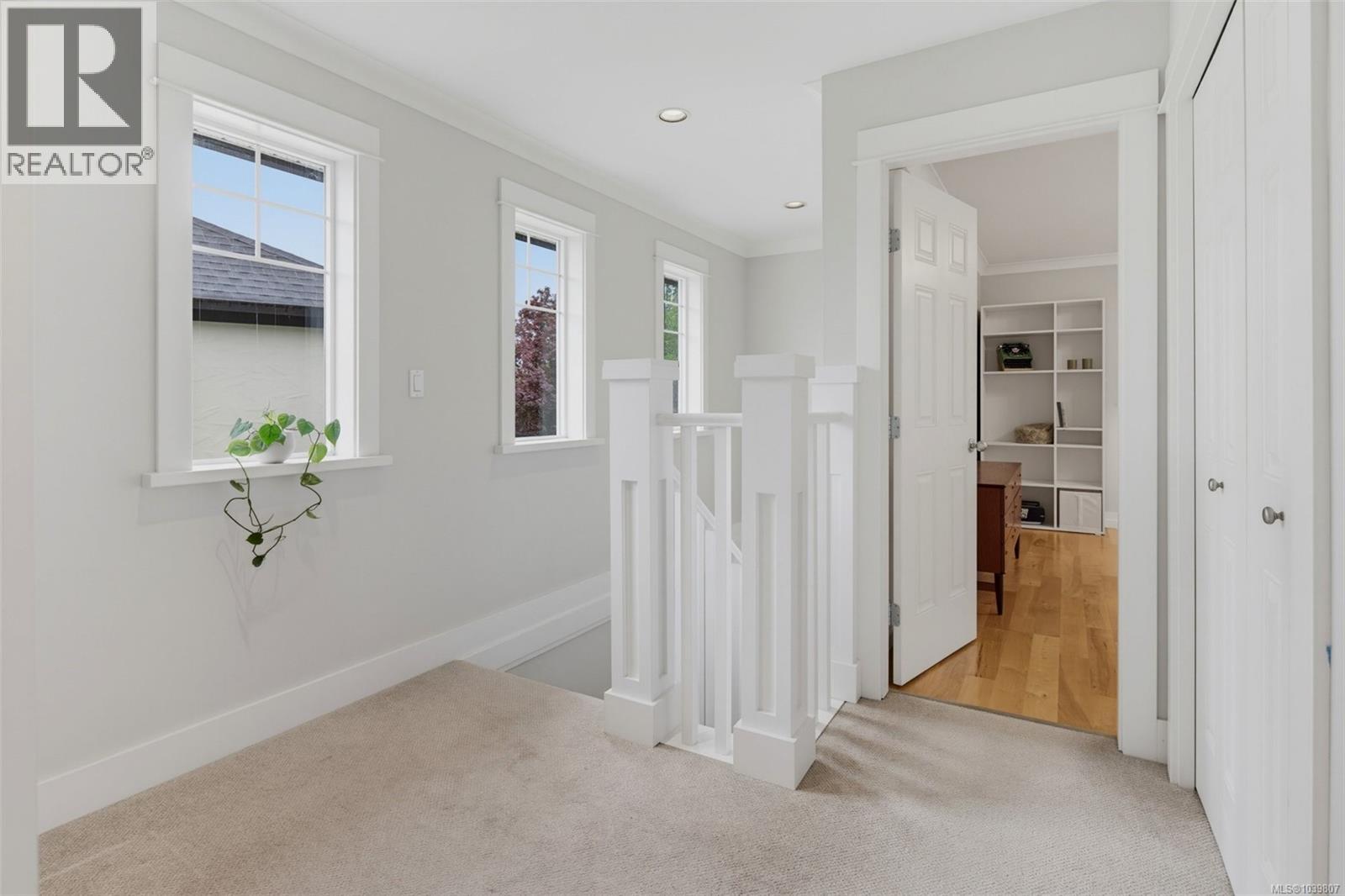 3979 South Valley Dr, Saanich
