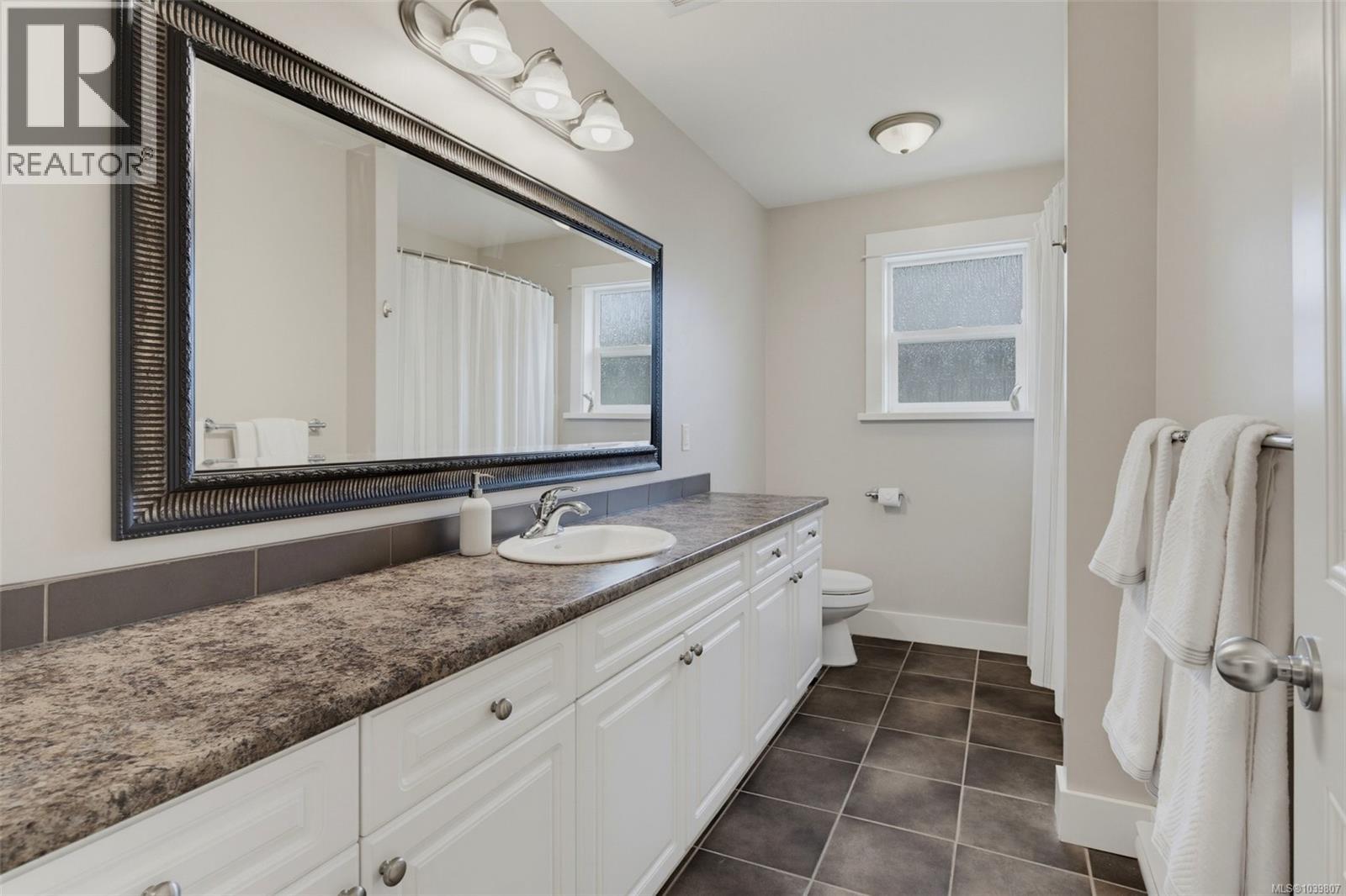 3979 South Valley Dr - 31