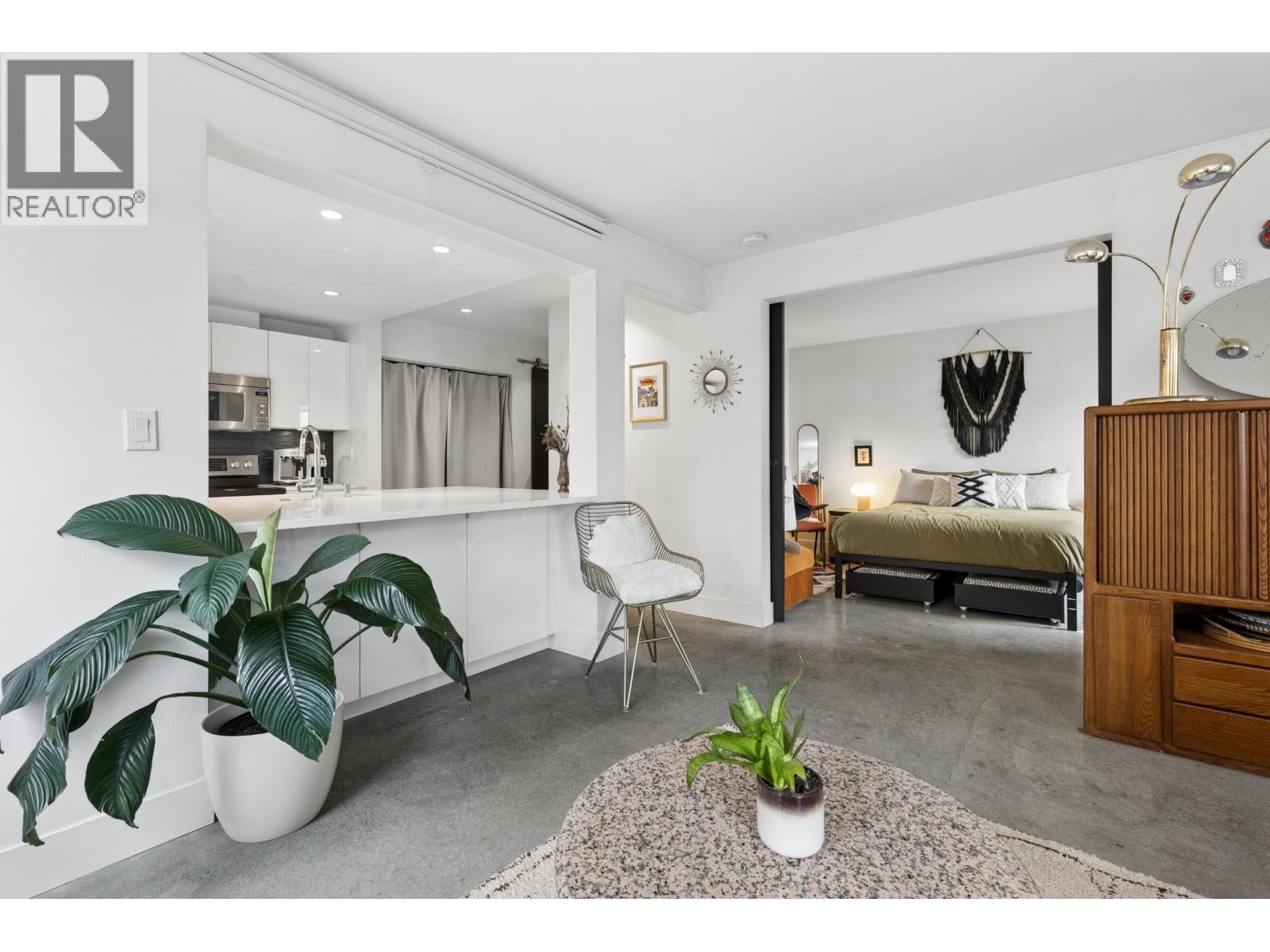 105 507 E 6TH AVENUE, Vancouver