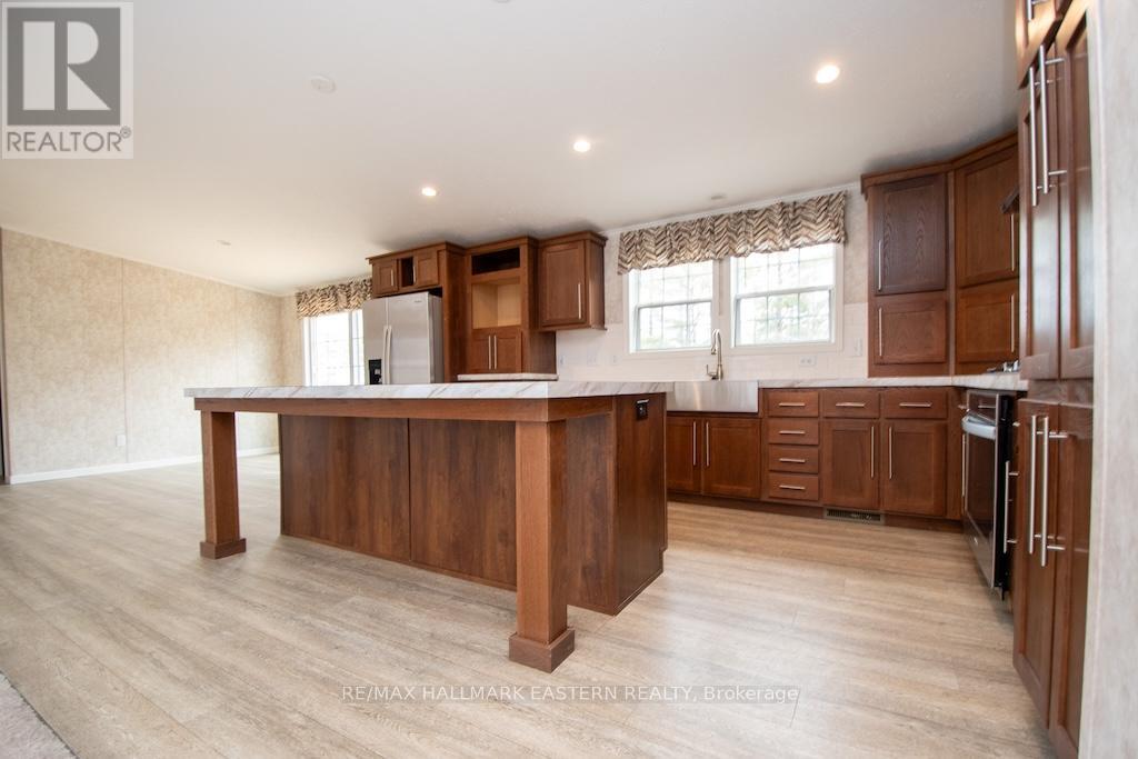 1862 LAKEHURST ROAD - 12