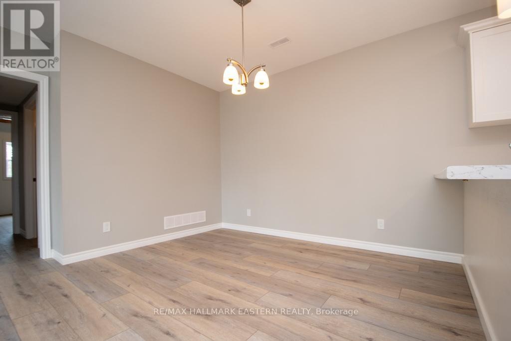 1862 LAKEHURST ROAD - 26