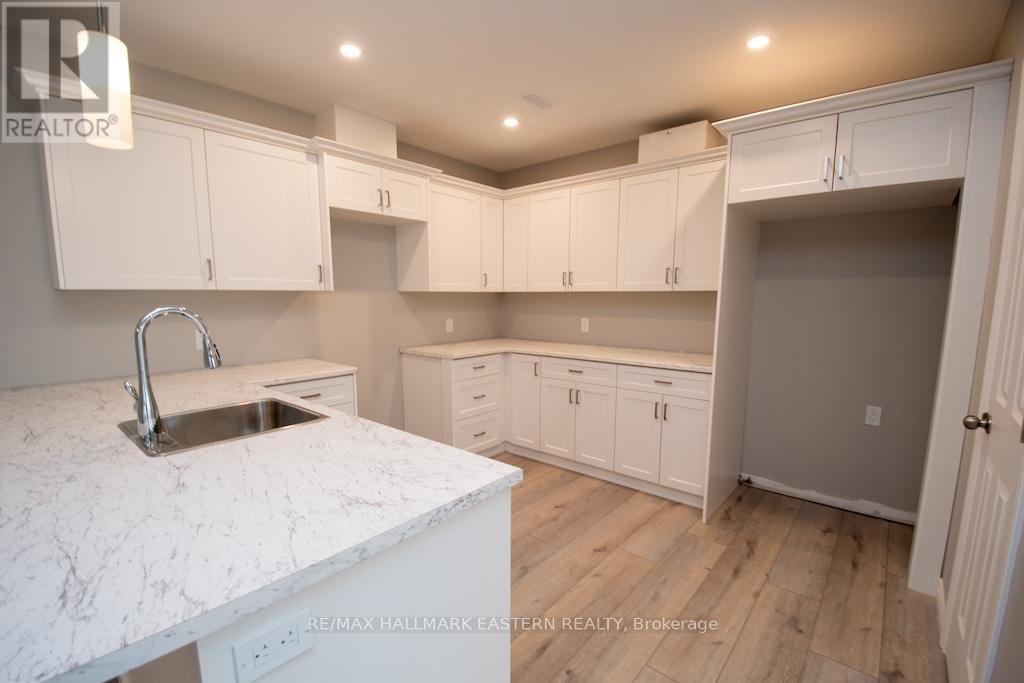 1862 LAKEHURST ROAD - 28