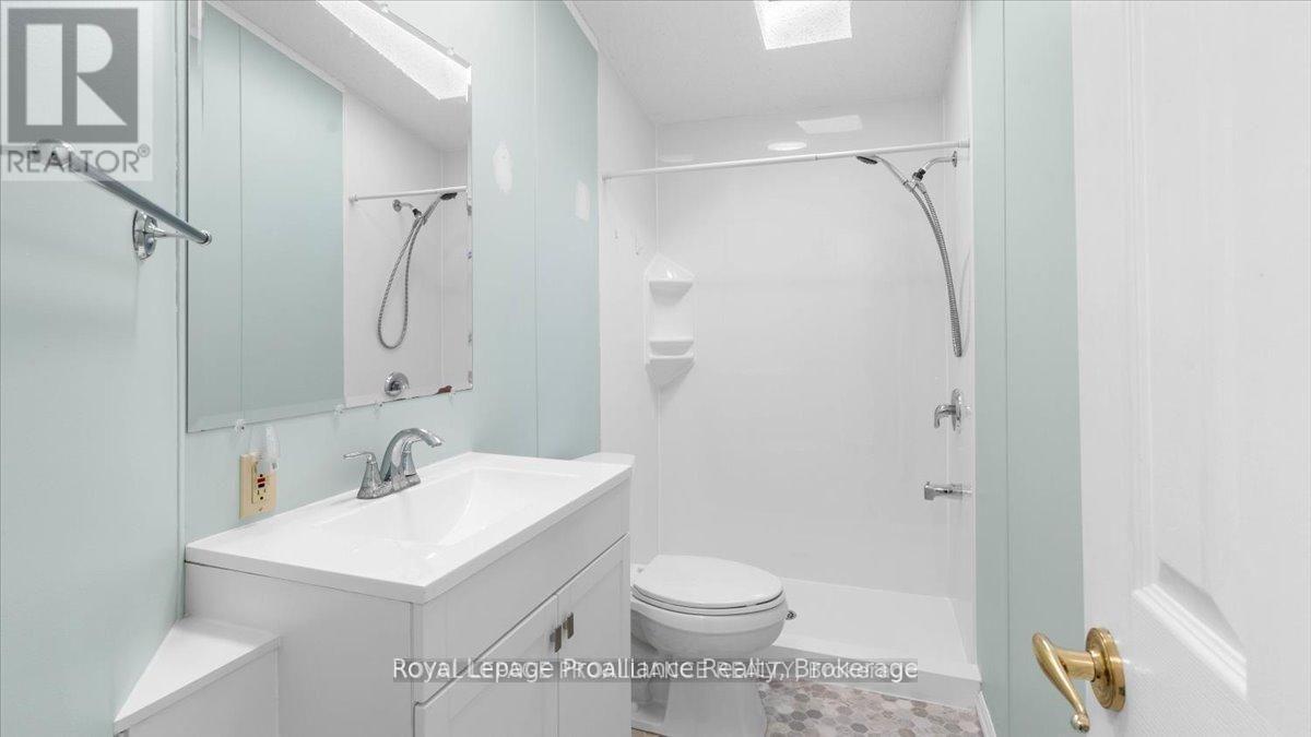 #18 311 DUNDAS STREET E - 20