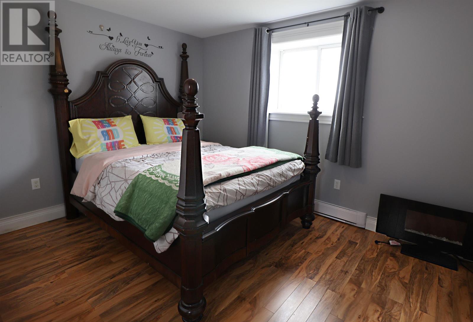 83 Old Cardigan Road - 28