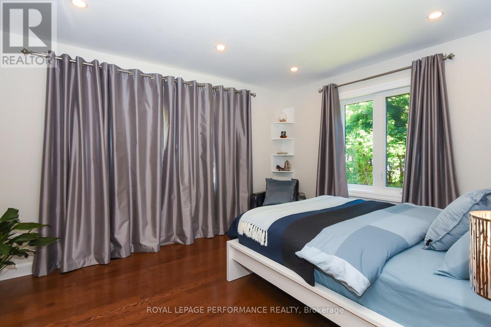 839 NICHOLSON AVENUE - 19
