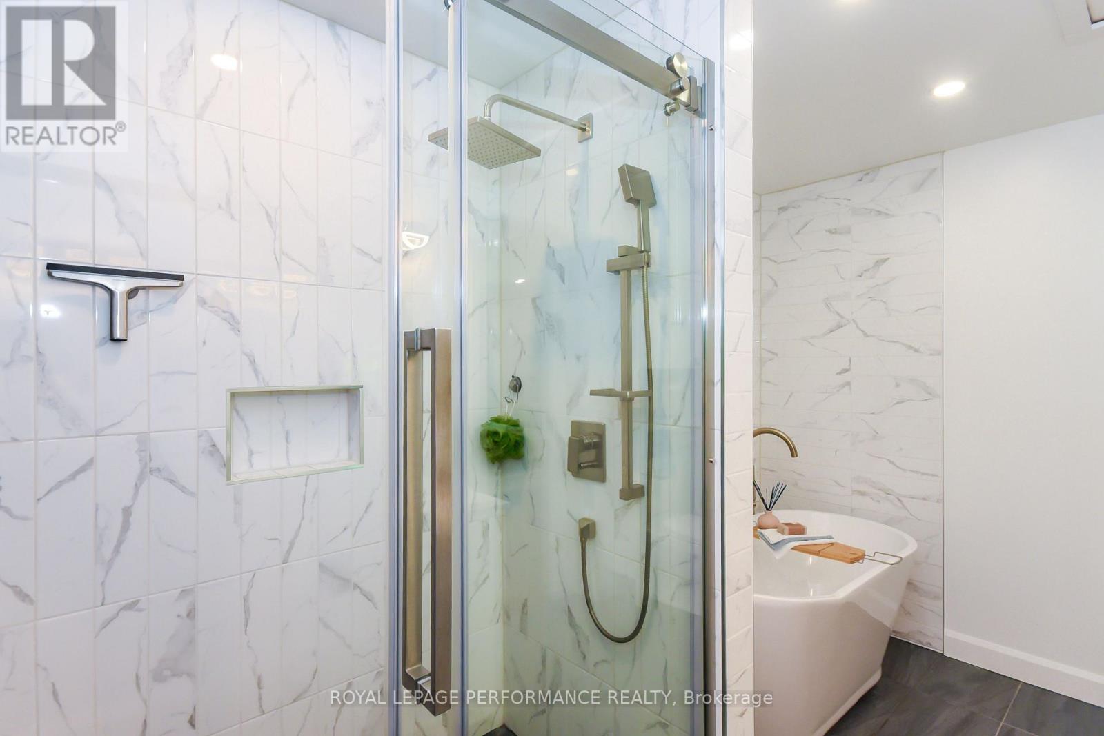 839 NICHOLSON AVENUE - 24