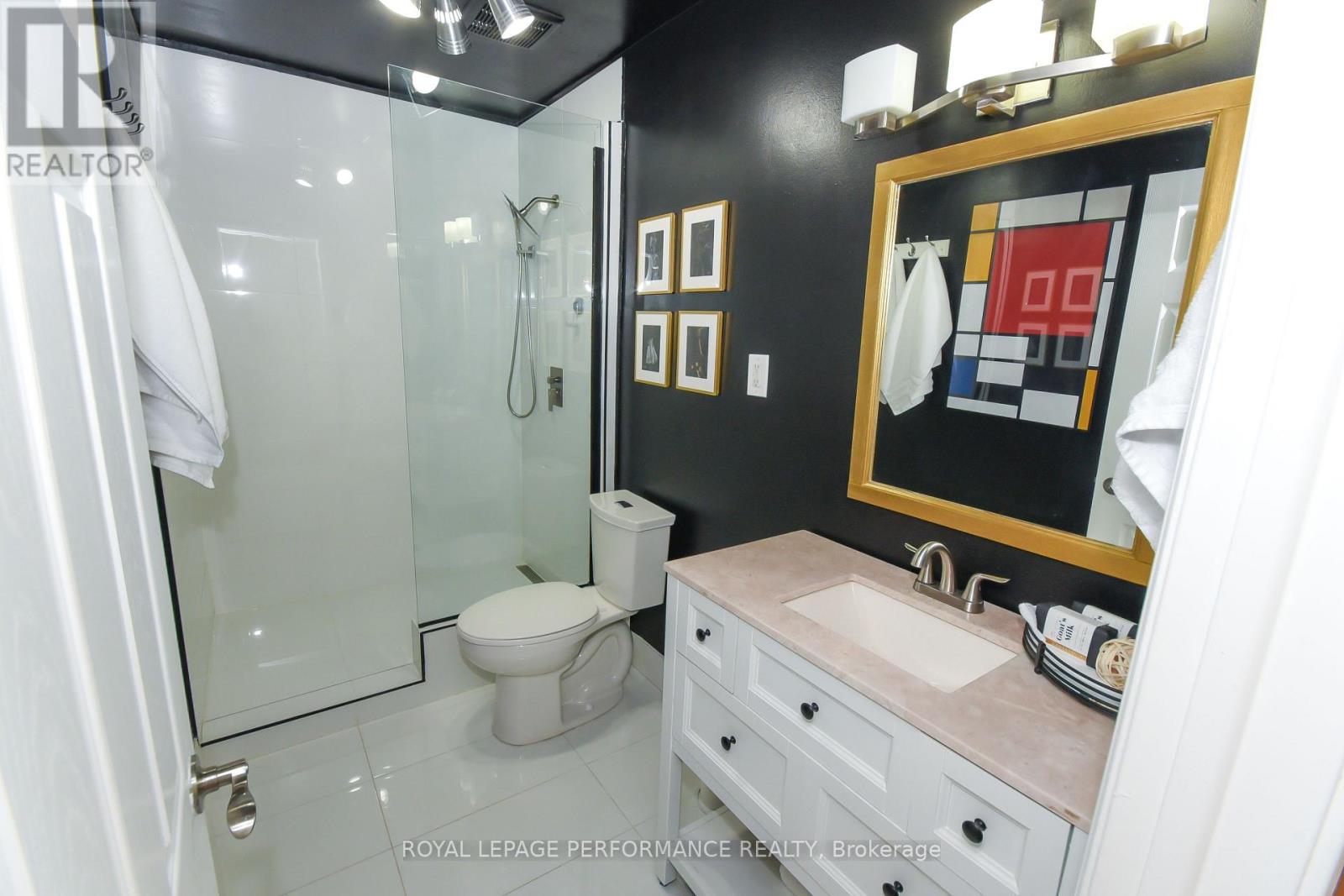 839 NICHOLSON AVENUE - 30