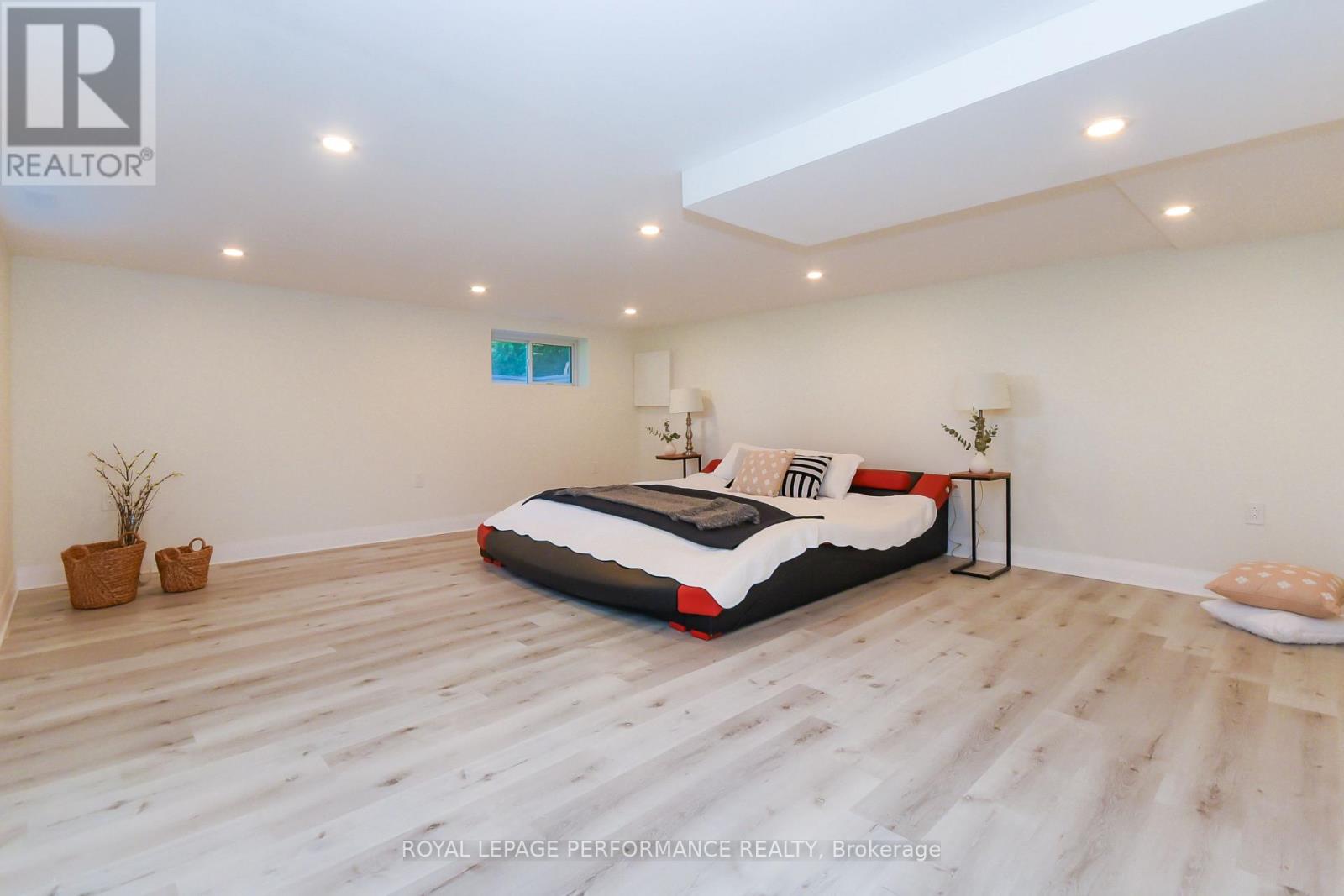 839 NICHOLSON AVENUE - 33