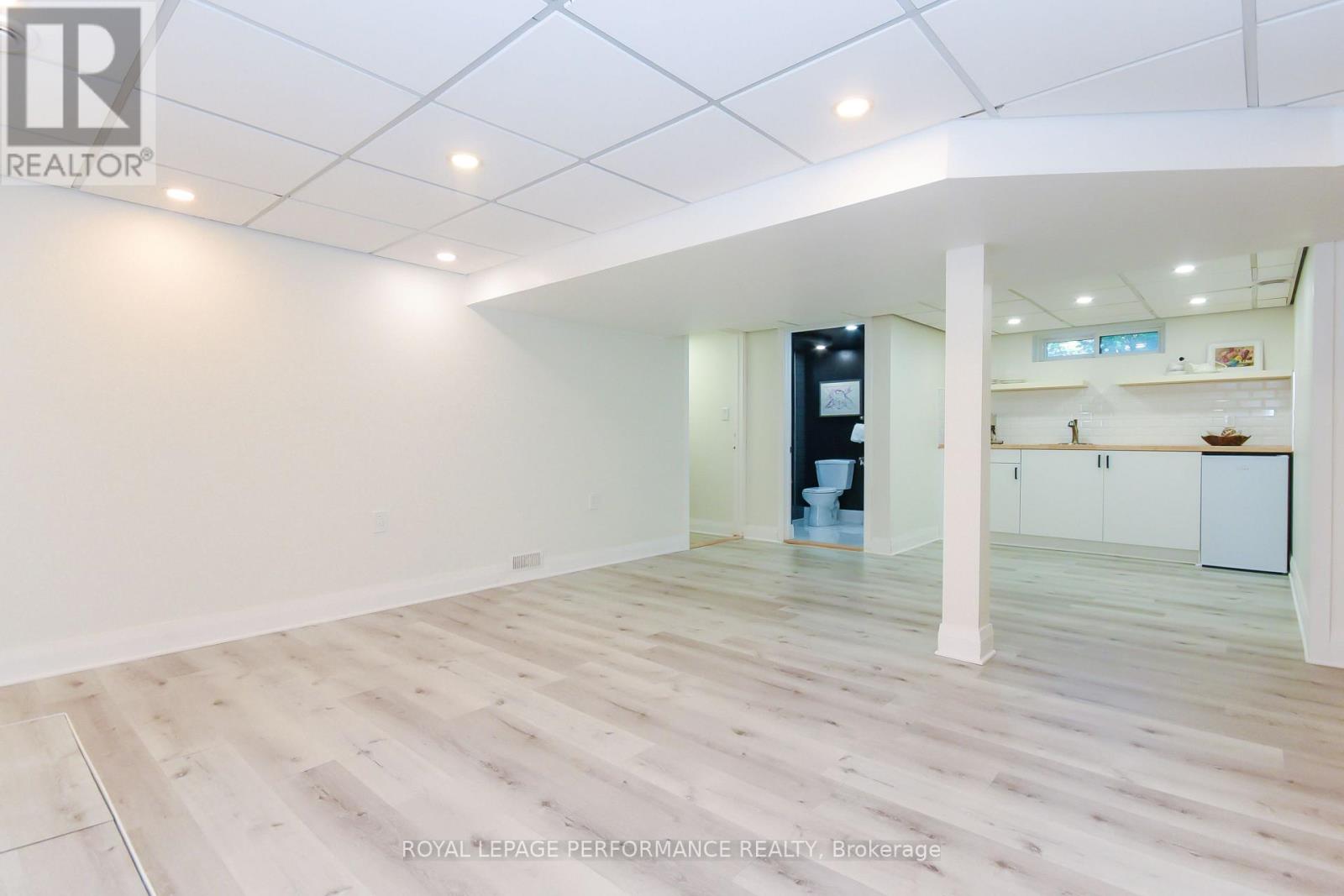 839 NICHOLSON AVENUE - 37