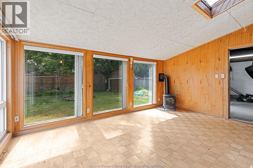 3455 DOUGALL - 12