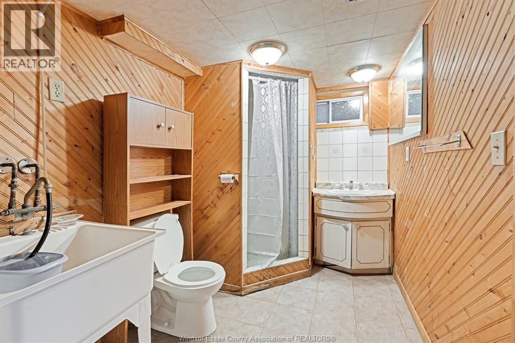 3455 DOUGALL - 22