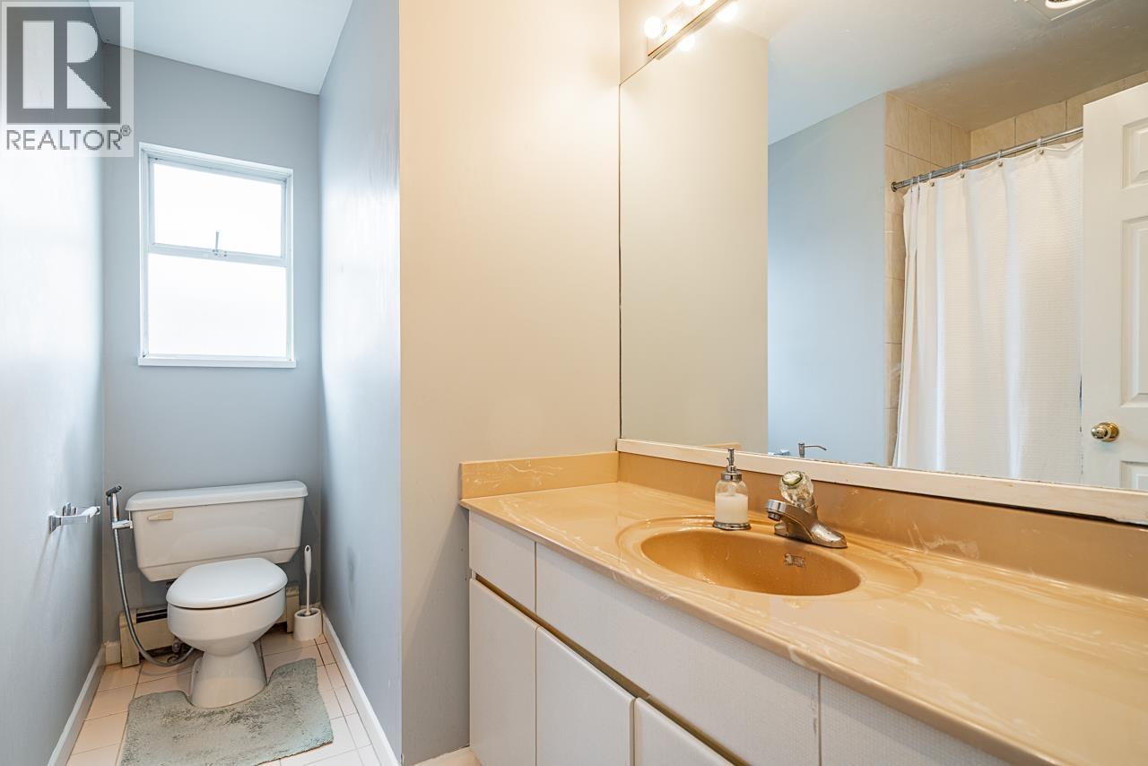 #1-7911 MOFFATT Road, Richmond