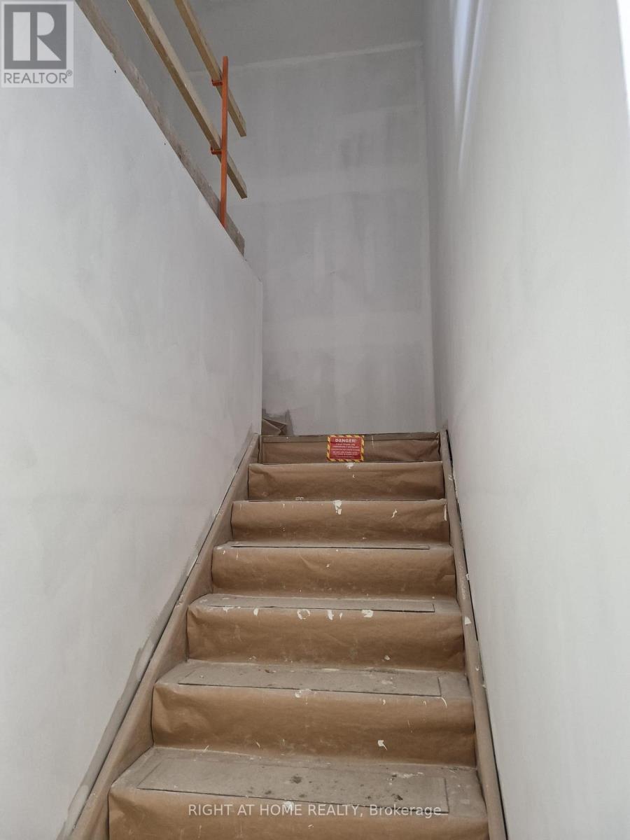 17 RAVENSCRAIG PLACE - 9
