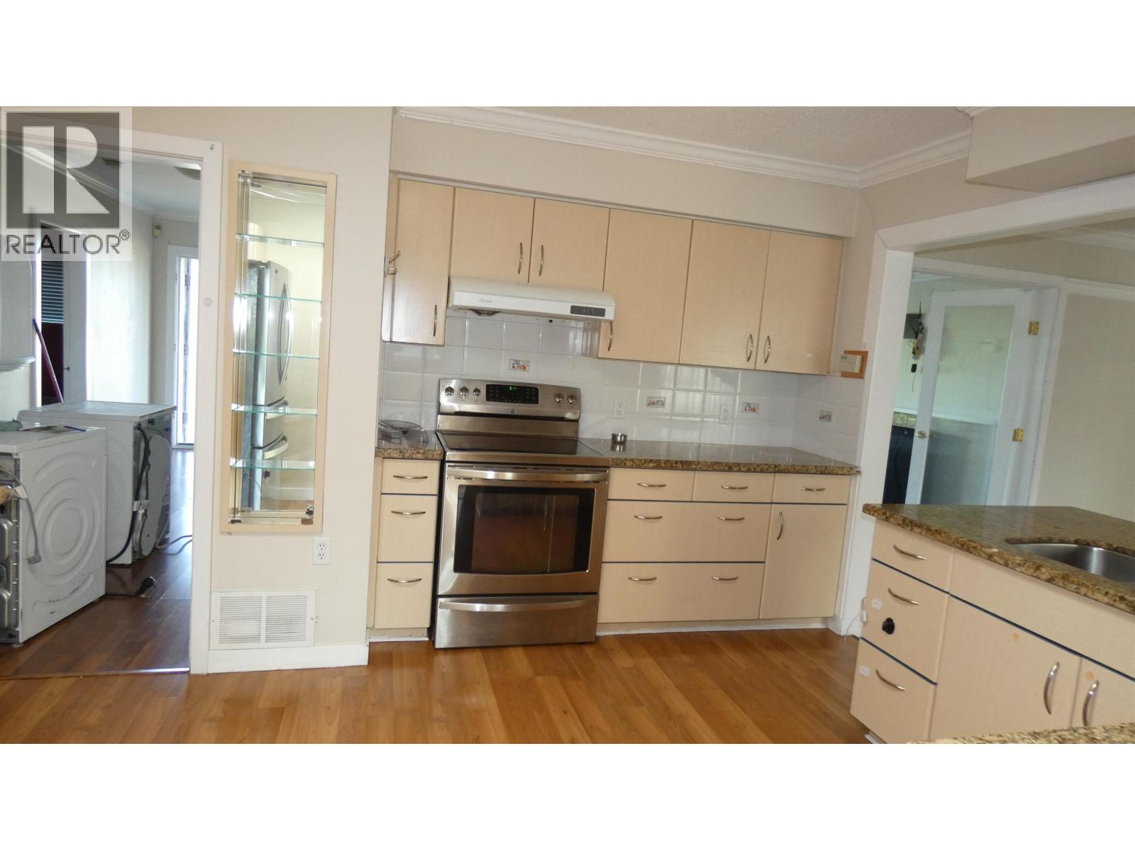 8391 11TH AVENUE, Burnaby