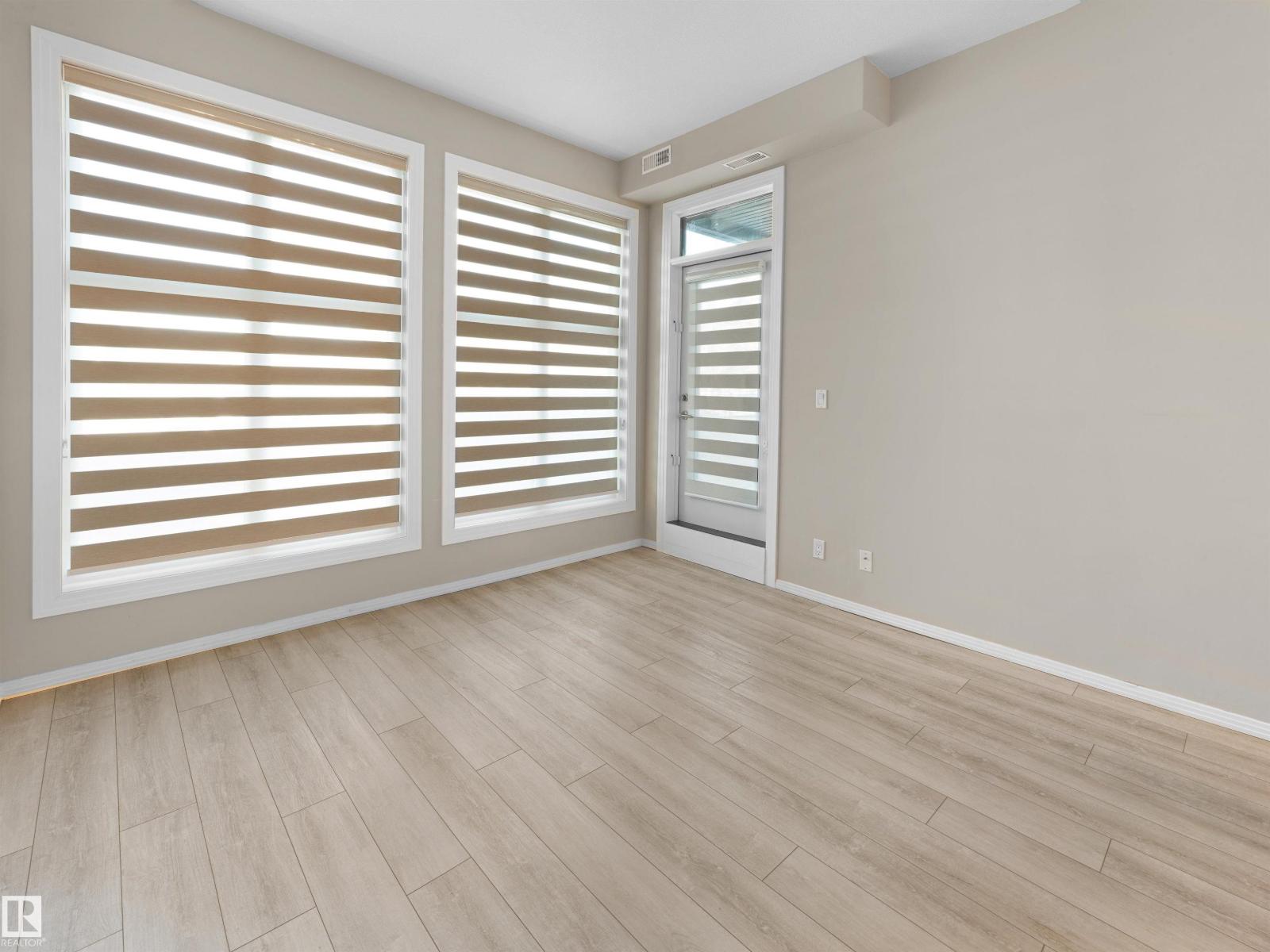 #103 10531 117 ST NW - 19
