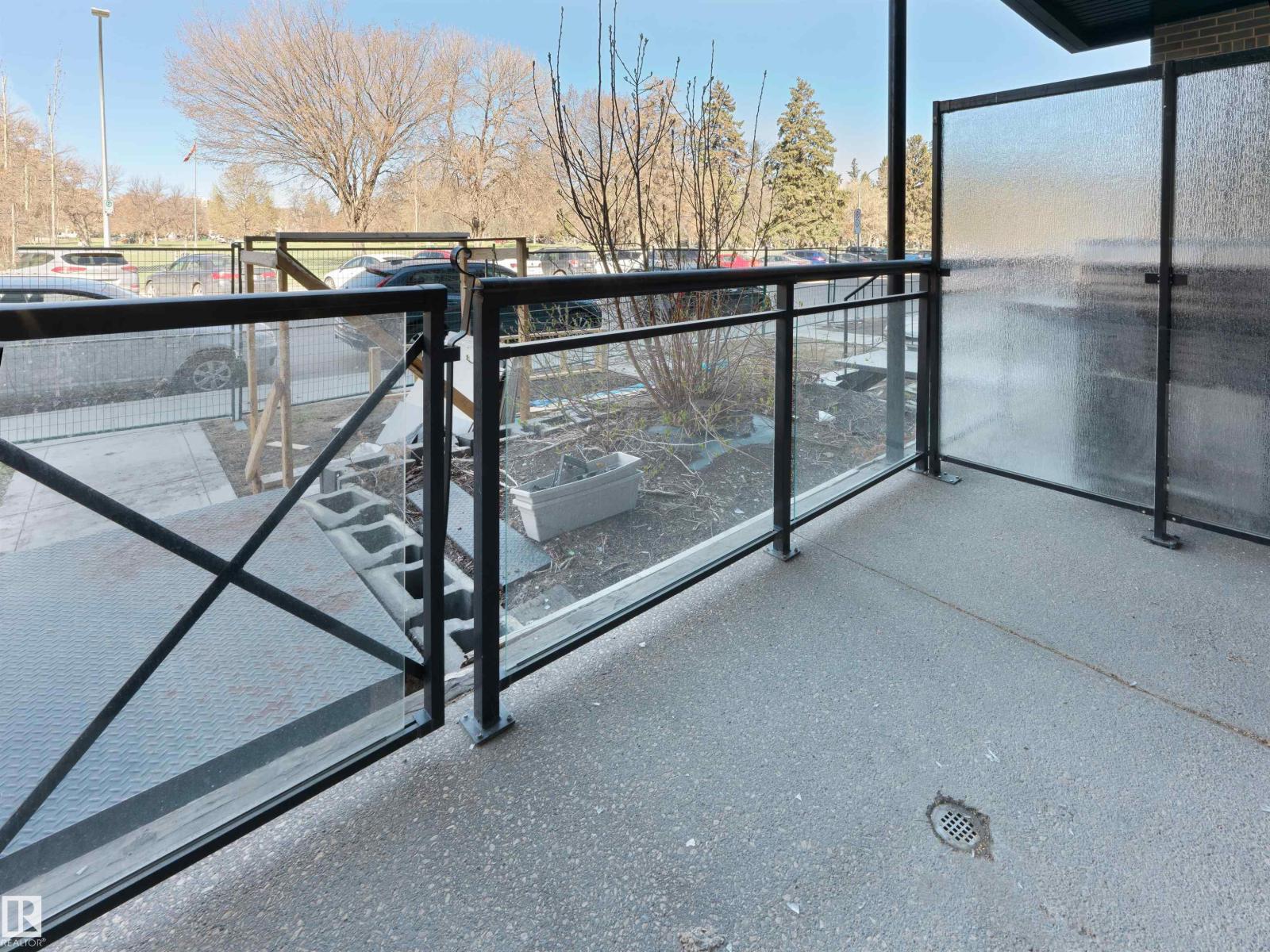 #103 10531 117 ST NW - 6