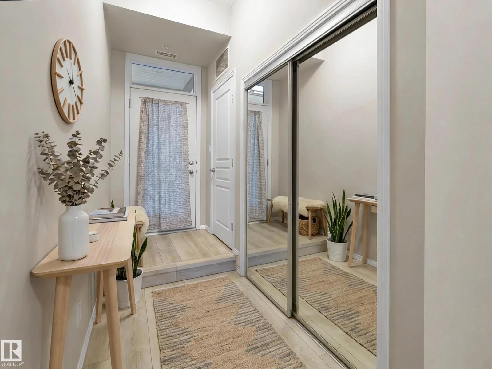 #103 10531 117 ST NW - 8