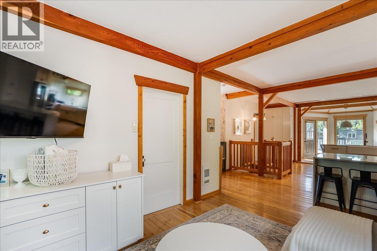 233 D Avenue - 14