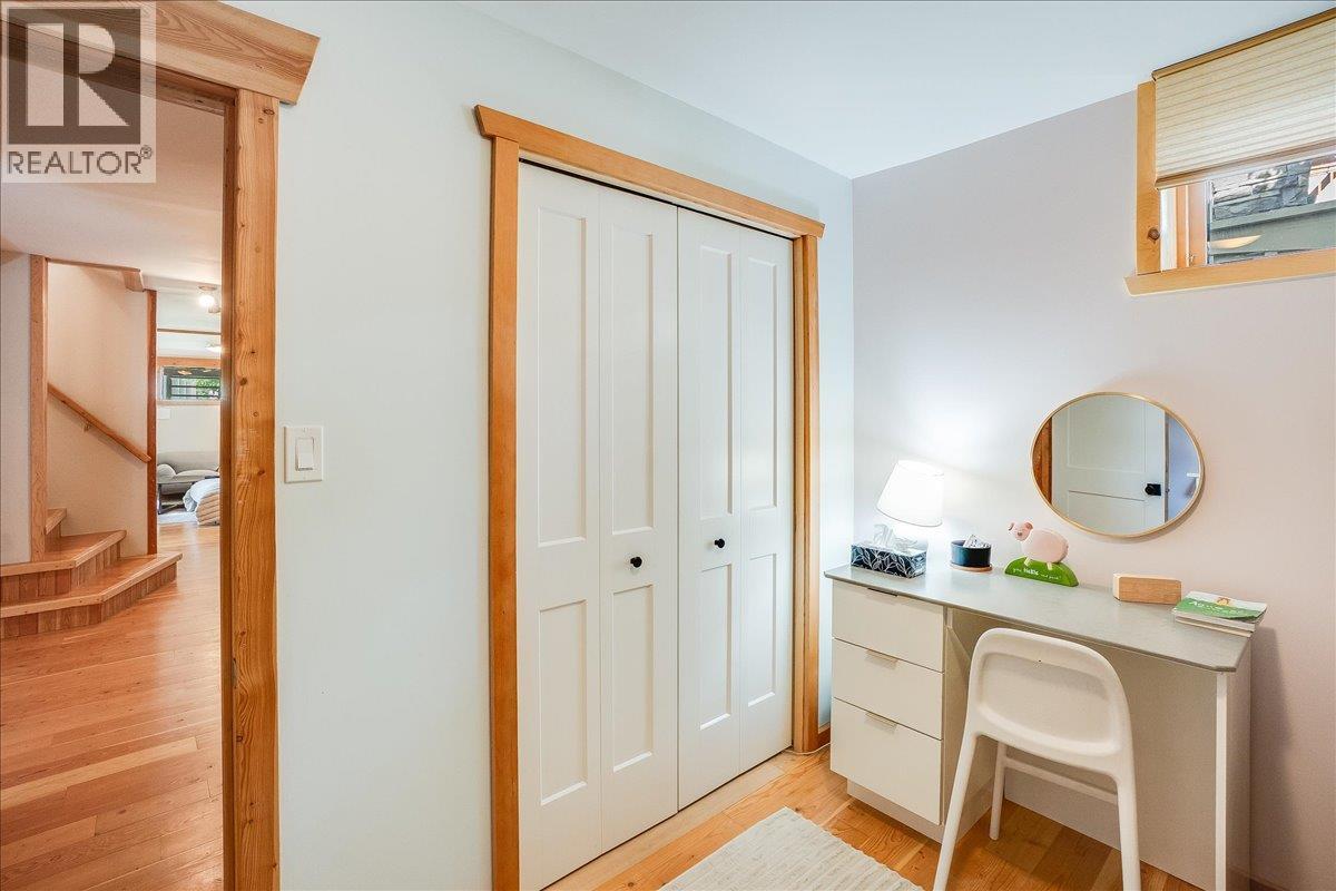 233 D Avenue - 25