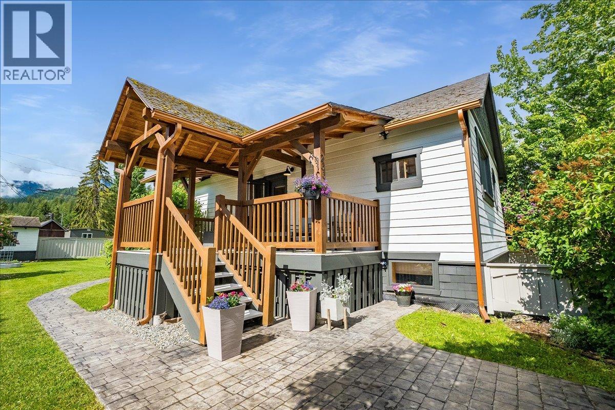 233 D Avenue - 36