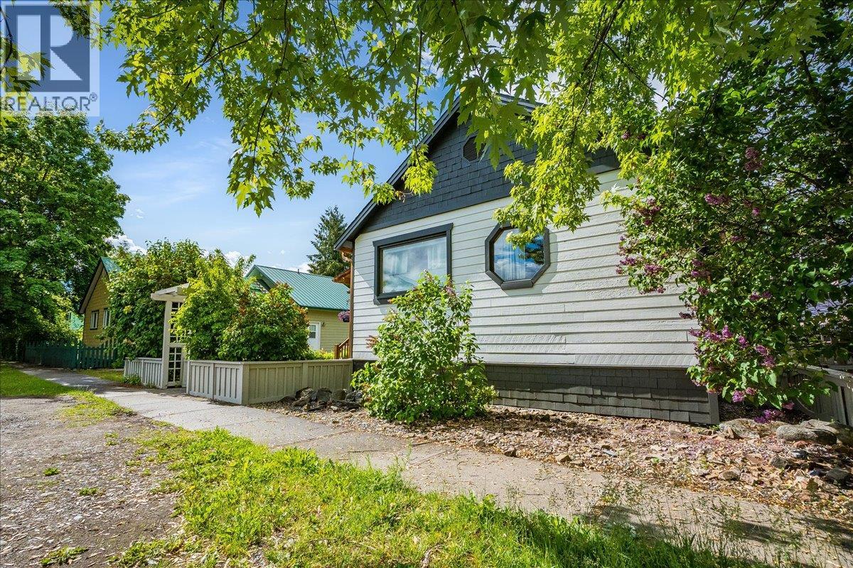 233 D Avenue - 34